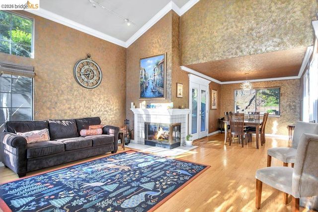 2860 Honeysuckle Cir, Antioch, CA 94531