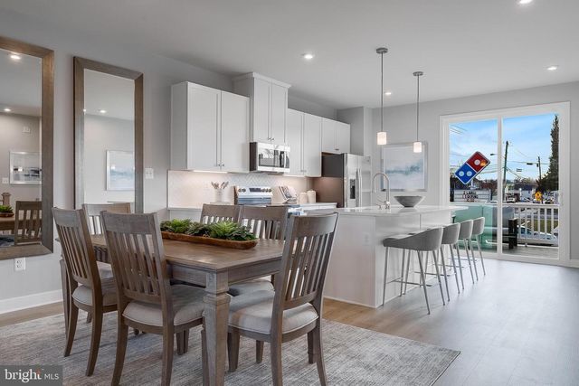 5 OASIS AVE, Ranson, WV 25438