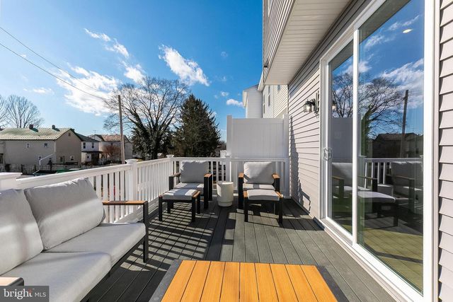 5 OASIS AVE, Ranson, WV 25438