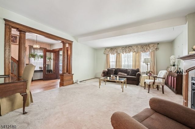 30 Lincoln Ave, Totowa Boro, NJ 07512