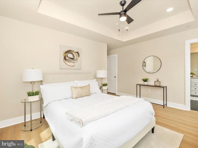 CHAPEL ALY, Frederick, MD 21701