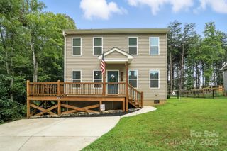 7718 Sarah Drive, Denver, NC 28037