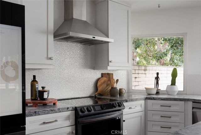 23821 Avenida Columbia, Mission Viejo, CA 92691