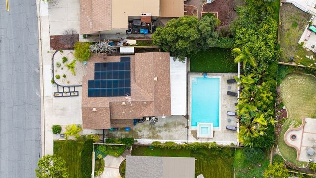 23821 Avenida Columbia, Mission Viejo, CA 92691