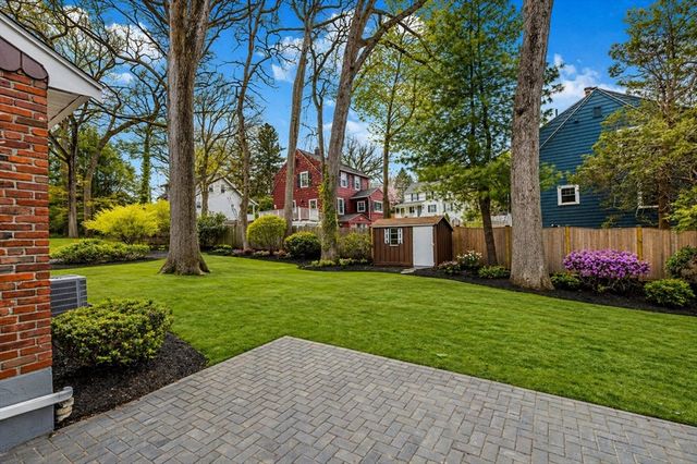 78 Windemere Circle, Braintree, MA 02184