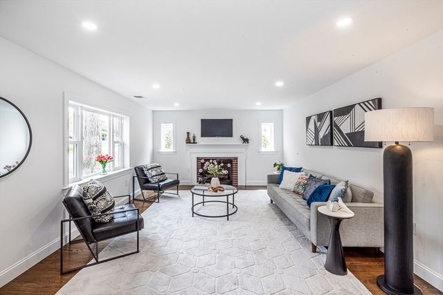 78 Windemere Circle, Braintree, MA 02184