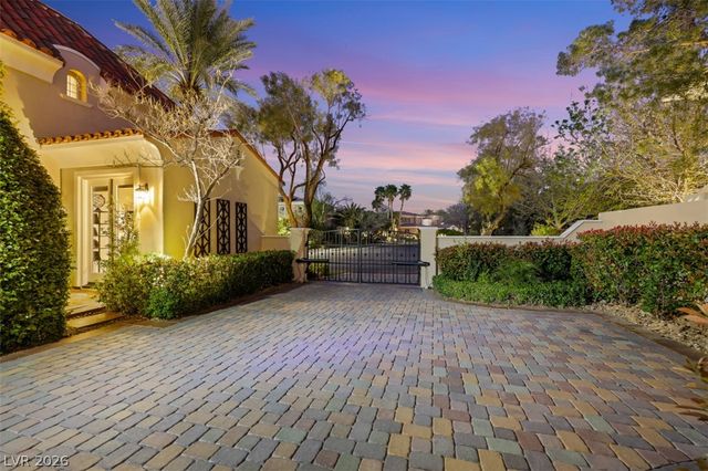 12047 Oakland Hills Drive, Las Vegas, NV 89141