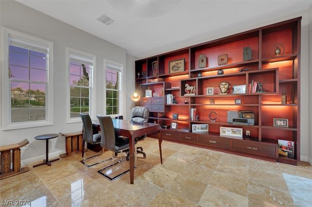 12047 Oakland Hills Drive, Las Vegas, NV 89141