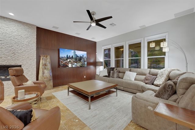 12047 Oakland Hills Drive, Las Vegas, NV 89141