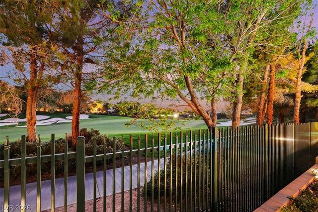 12047 Oakland Hills Drive, Las Vegas, NV 89141