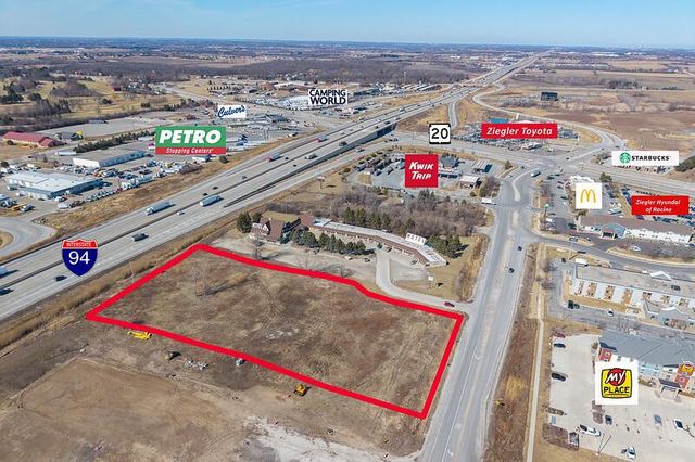 1132 S US HIGHWAY 41, Mount Pleasant, WI 53177