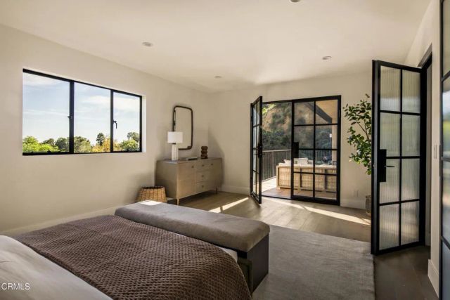 2994 Durand Drive, Los Angeles, CA 90068