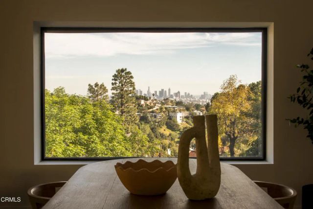 2994 Durand Drive, Los Angeles, CA 90068