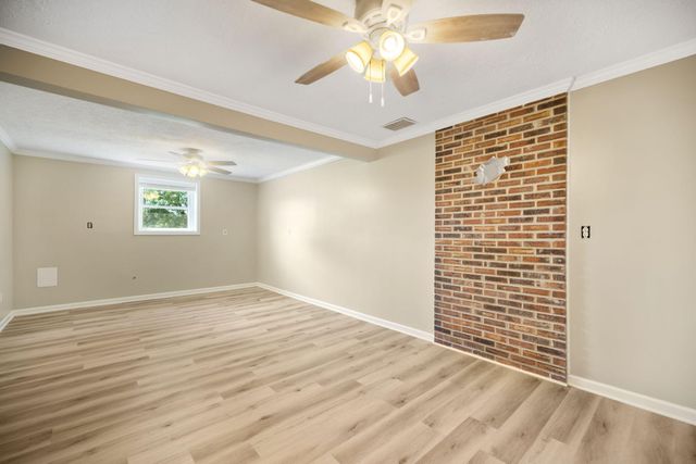 50 Hickory Lane, Berea, KY 40403