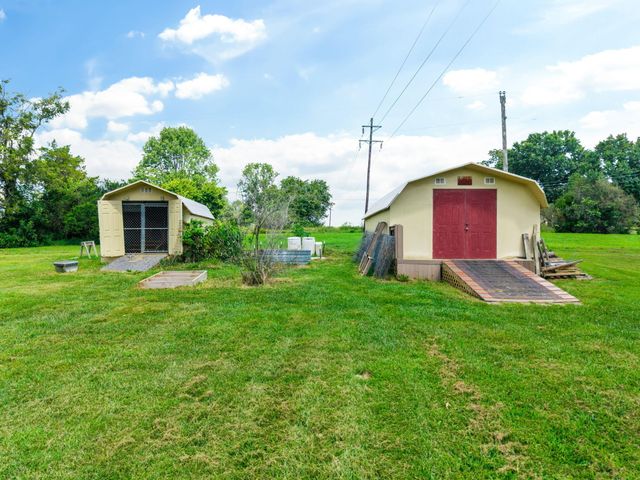 50 Hickory Lane, Berea, KY 40403