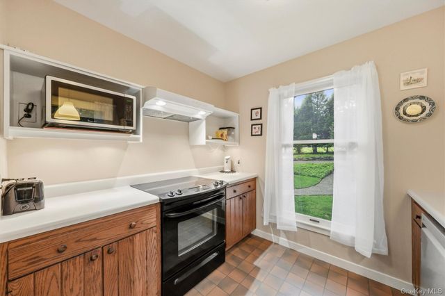 176 Route 118, Yorktown Heights, NY 10598