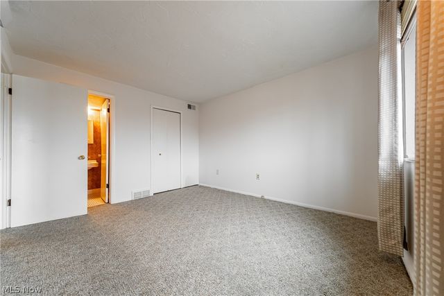 12029 Clifton Boulevard 505, Lakewood, OH 44107