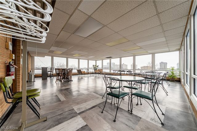 12029 Clifton Boulevard 505, Lakewood, OH 44107