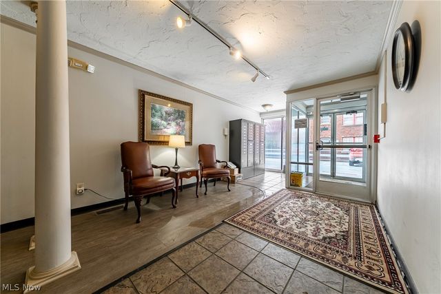 12029 Clifton Boulevard 505, Lakewood, OH 44107