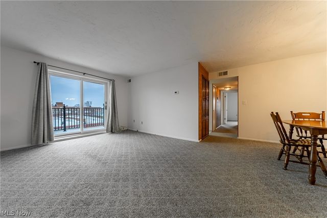 12029 Clifton Boulevard 505, Lakewood, OH 44107