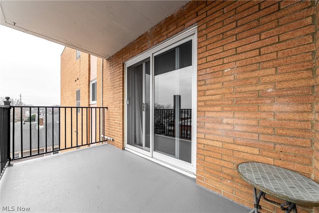 12029 Clifton Boulevard 505, Lakewood, OH 44107