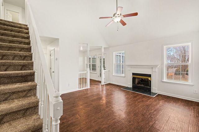 3110 Overhill Ct, Murfreesboro, TN 37130