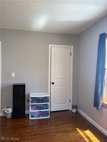 246 Hilliard Road, Elyria, OH 44035