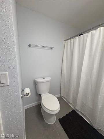 246 Hilliard Road, Elyria, OH 44035