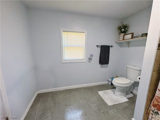 246 Hilliard Road, Elyria, OH 44035