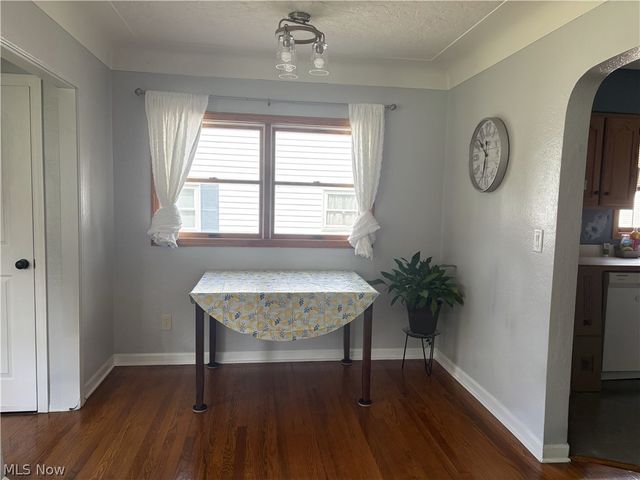 246 Hilliard Road, Elyria, OH 44035