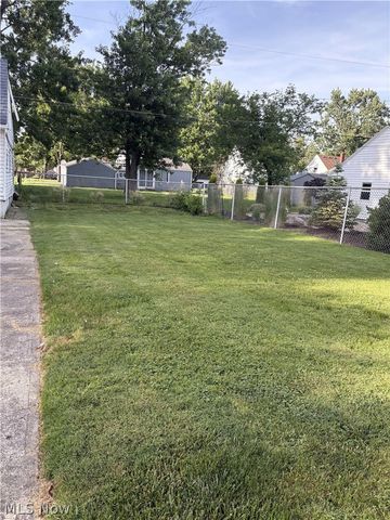 246 Hilliard Road, Elyria, OH 44035