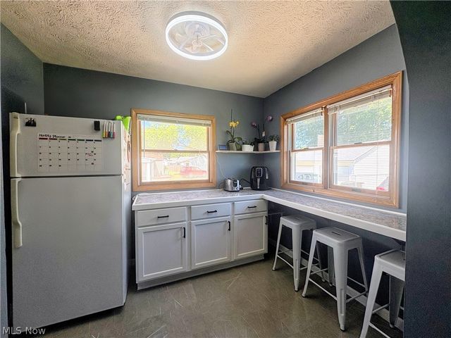246 Hilliard Road, Elyria, OH 44035