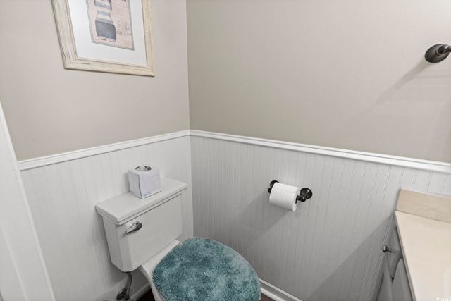 610 14th Ave S Apt 179, Surfside Beach, SC 29575