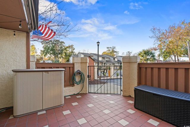 610 14th Ave S Apt 179, Surfside Beach, SC 29575