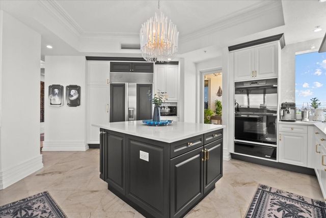 1300 BENJAMIN FRANKLIN DRIVE 501, Sarasota, FL 34236