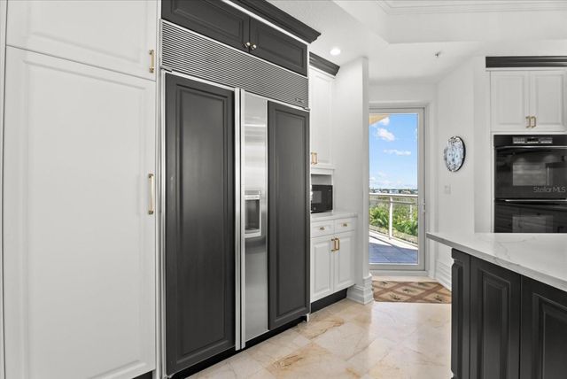 1300 BENJAMIN FRANKLIN DRIVE 501, Sarasota, FL 34236