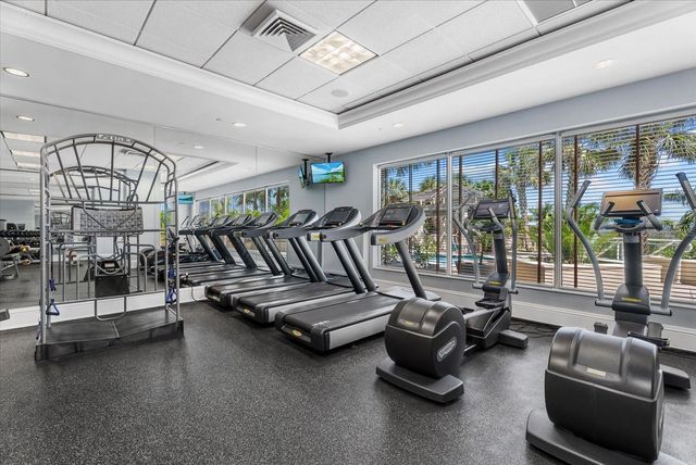 1300 BENJAMIN FRANKLIN DRIVE 501, Sarasota, FL 34236