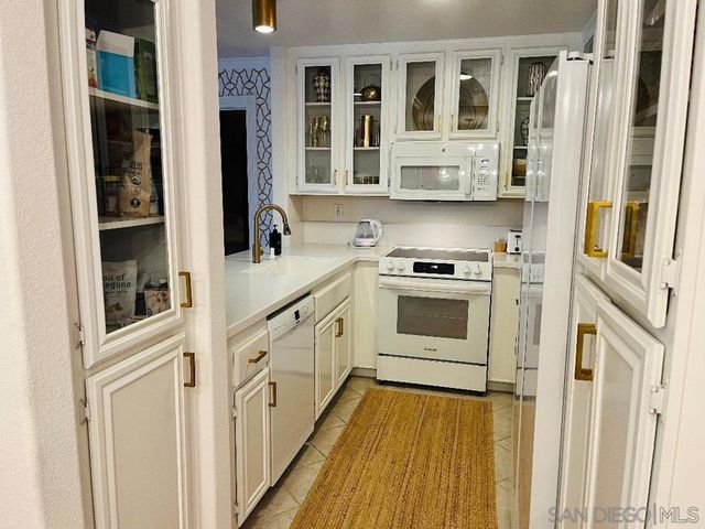 2037 Burton St 43, San Diego, CA 92111