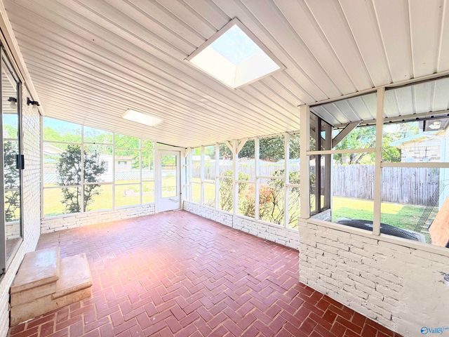 3706 S Westdale Court SW, Huntsville, AL 35805
