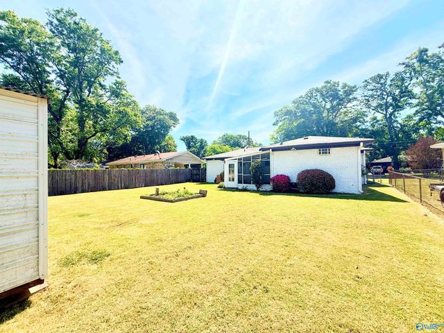 3706 S Westdale Court SW, Huntsville, AL 35805