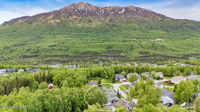 19823 N Mitkof Loop, Eagle River, AK 99577