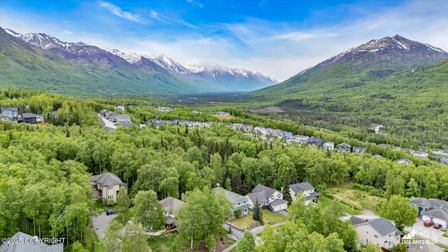 19823 N Mitkof Loop, Eagle River, AK 99577