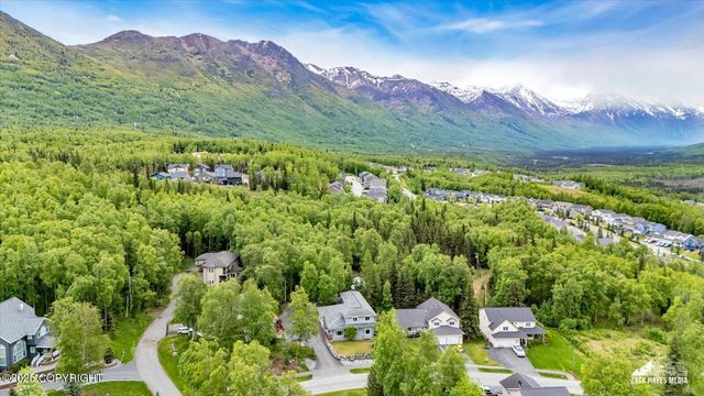 19823 N Mitkof Loop, Eagle River, AK 99577