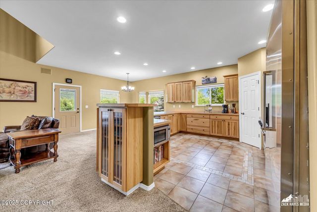 19823 N Mitkof Loop, Eagle River, AK 99577