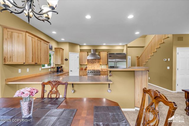 19823 N Mitkof Loop, Eagle River, AK 99577