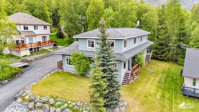 19823 N Mitkof Loop, Eagle River, AK 99577