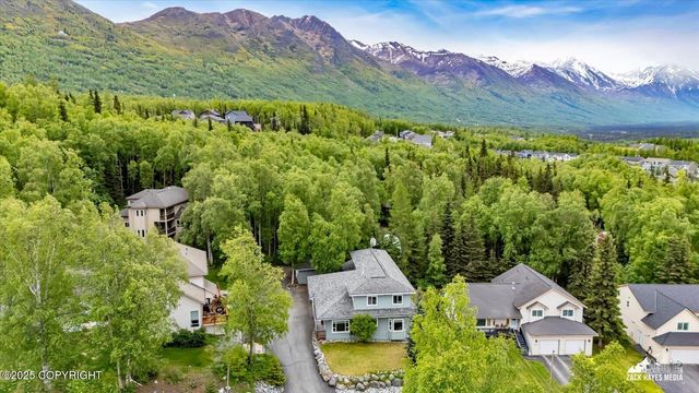 19823 N Mitkof Loop, Eagle River, AK 99577