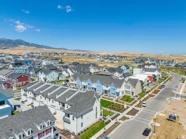 11607 S DORIAN DR, South Jordan, UT 84009