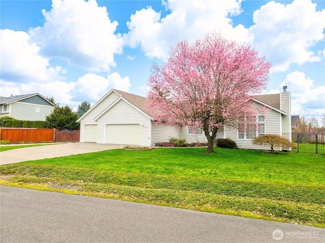 2727 180th Street E, Tacoma, WA 98445