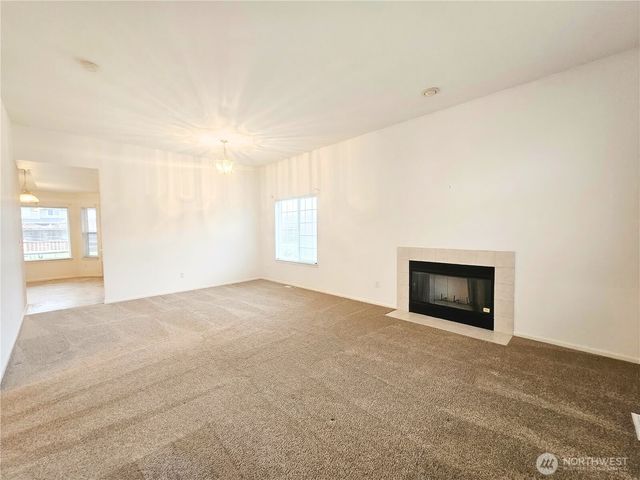 2727 180th Street E, Tacoma, WA 98445